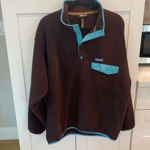 Men’s pullover Patagonia jacket.  Dark brown.